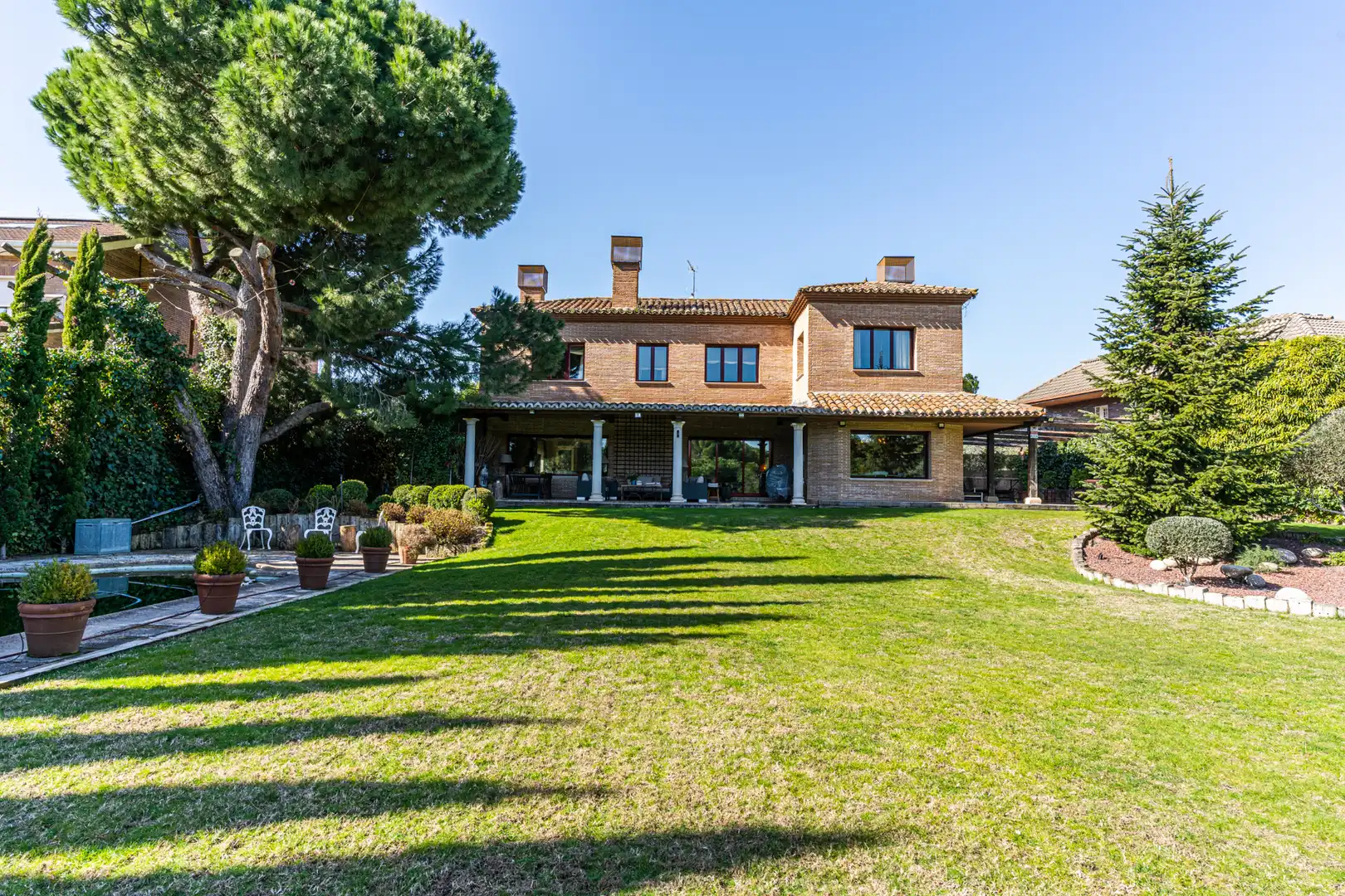 Jardín de Casa o chalet en venta en Majadahonda con Aire acondicionado, Calefacción y Jardín privado