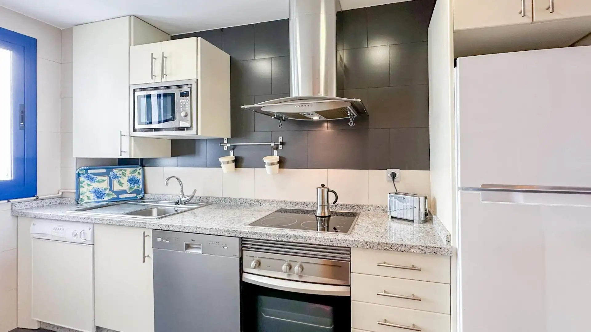 Wohnung zur Miete in Calle PACIFICO, 19, Paseo Marítimo Oeste - Pacífico
