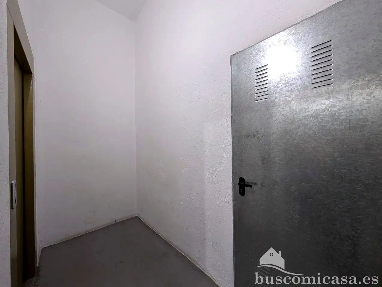 Planta baja en venta en Linares con Aire acondicionado, Calefacción y Trastero