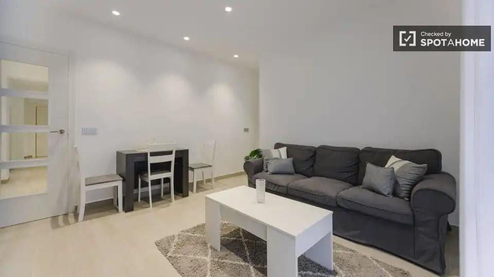 Sala de estar de Apartamento para compartir en Valencia con Aire acondicionado, Calefacción y Terraza