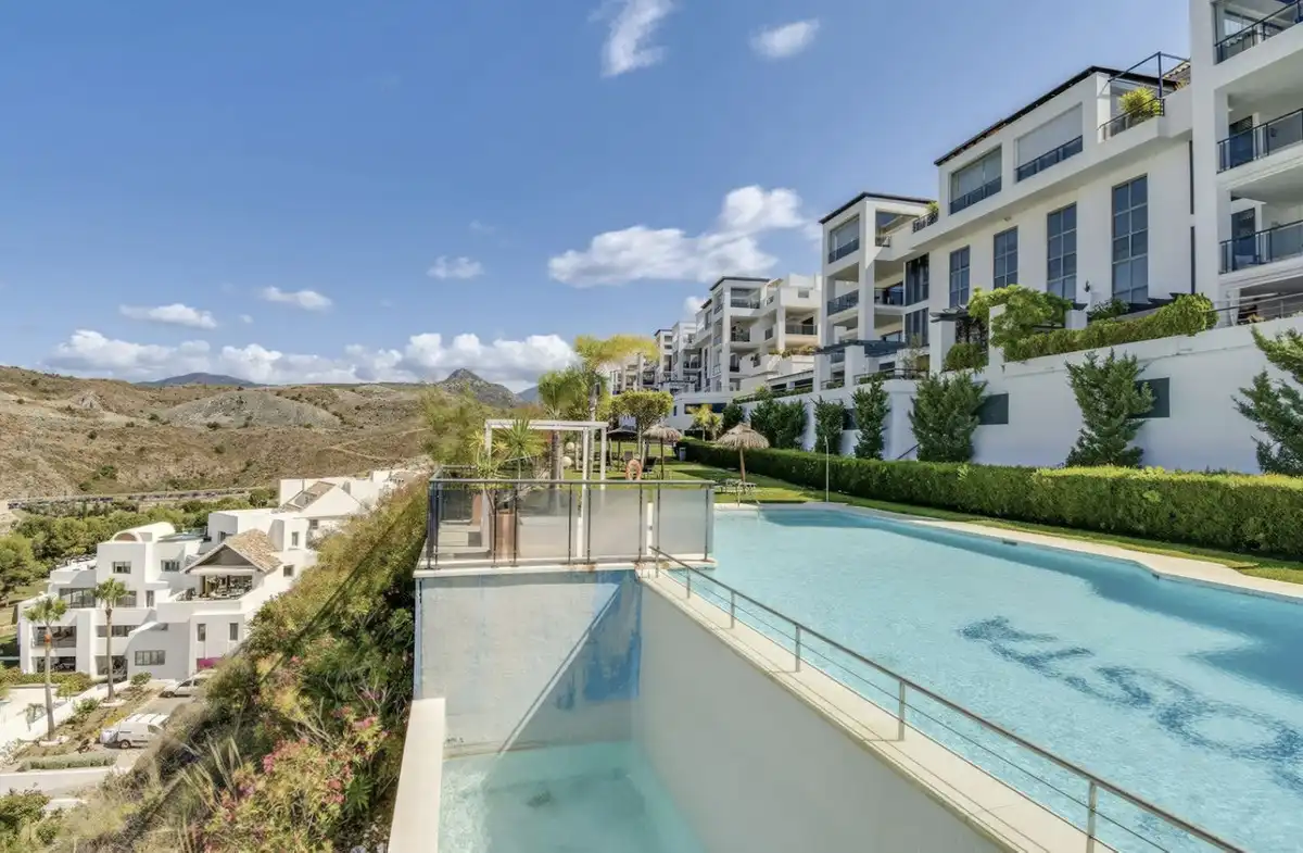 Exterior view of Apartments for sale in Benahavís  with Air Conditioner, Terrace and Storage room