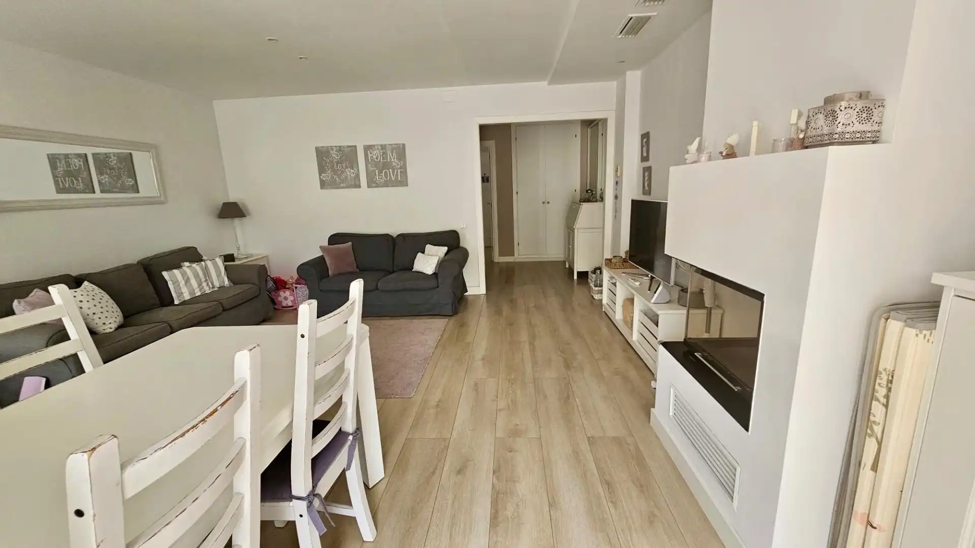 Sala de estar de Casa o chalet en venta en Calella con Aire acondicionado, Calefacción y Jardín privado