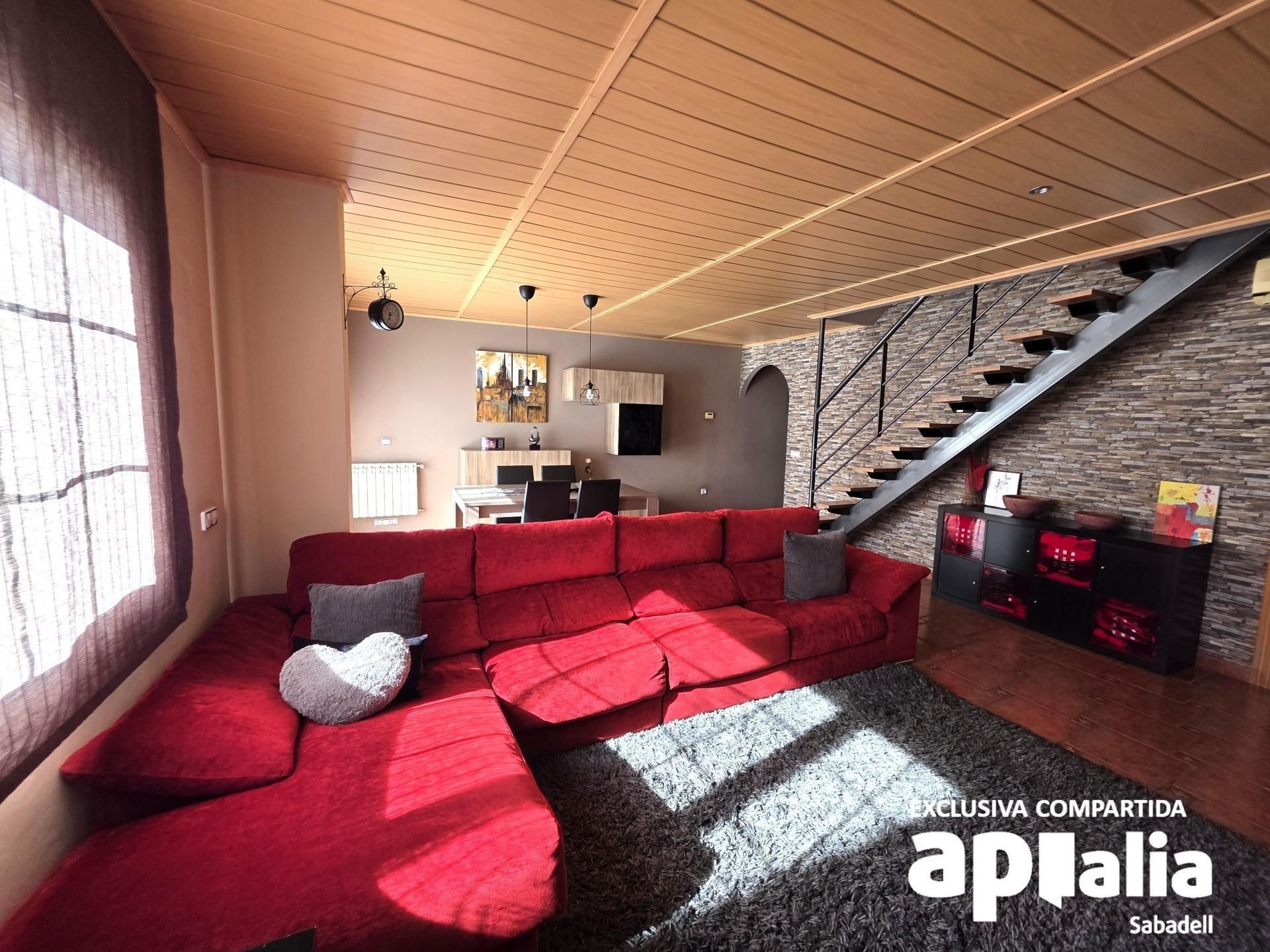 Sala de estar de Ático en venta en Montcada i Reixac con Trastero y Balcón