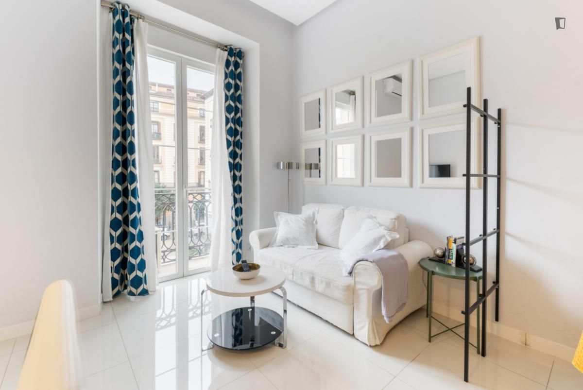Apartment to rent in Sol