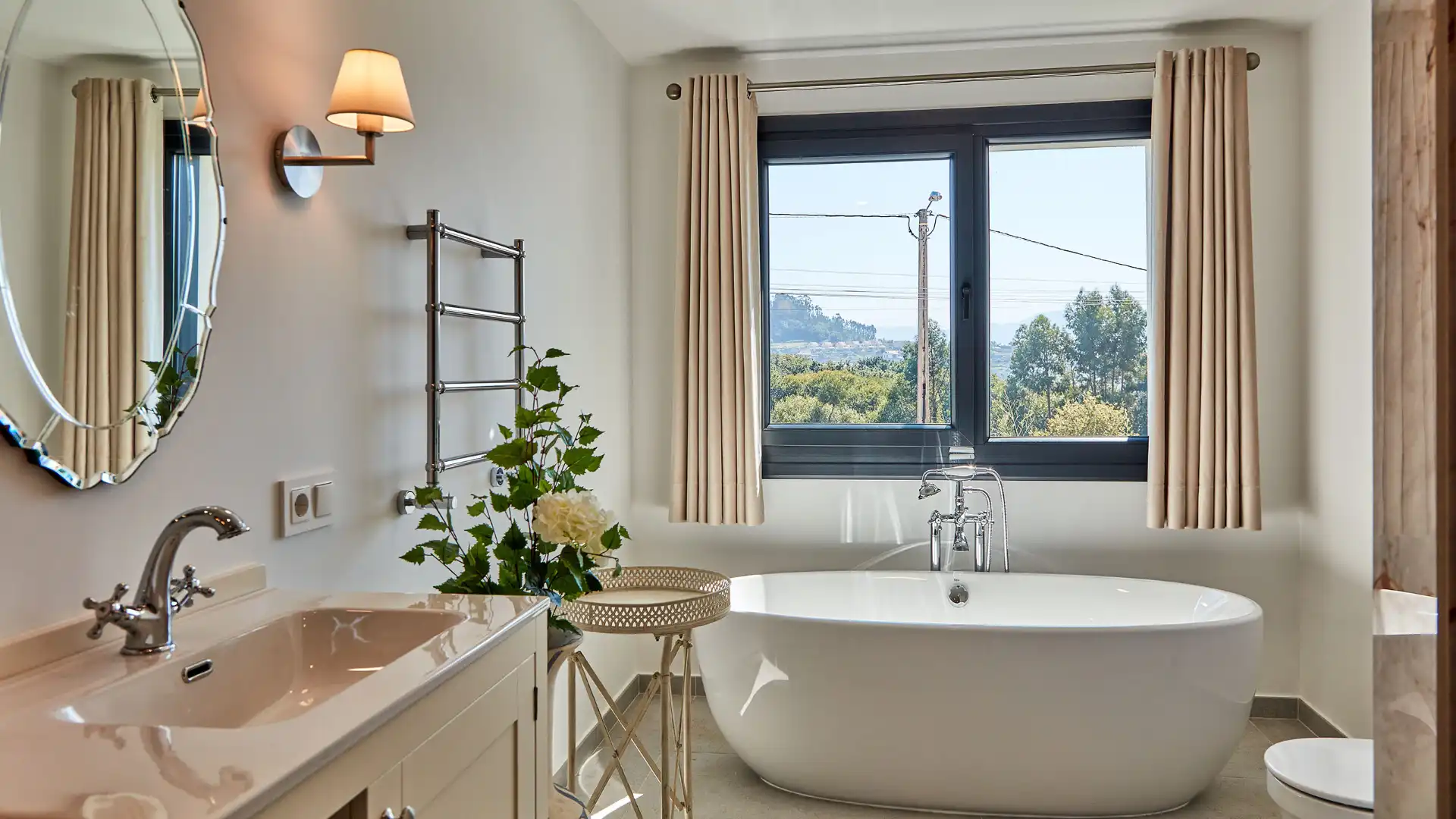 Bathroom of Houses for sale in Sanxenxo  with Heating, Terrace and Oven