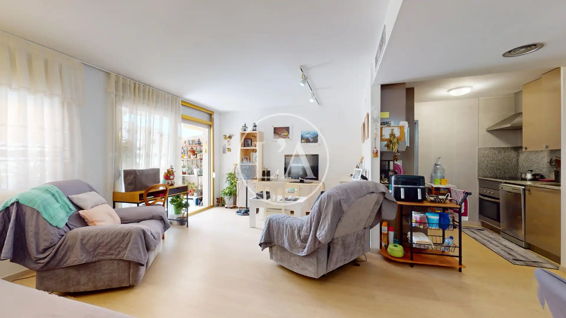 Apartment with pool for sale in Carrer d'Emili Vendrell 8, imagen 9