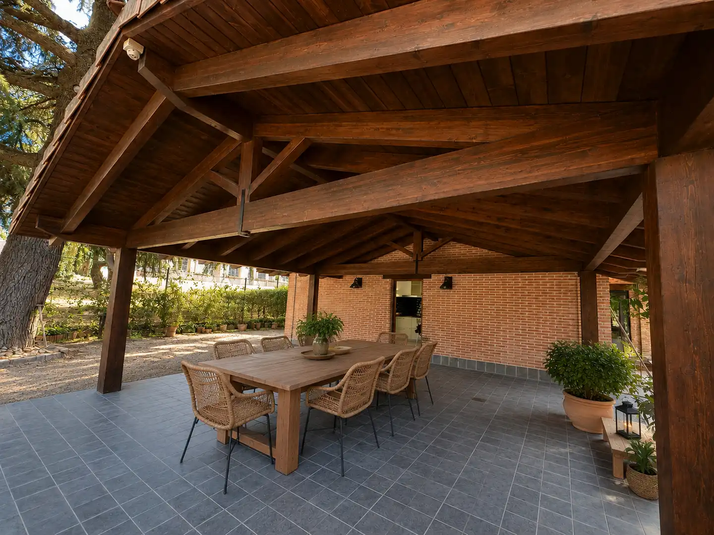 Terrassa de Casa o xalet en venda en Hoyo de Manzanares amb Jardí privat, Piscina i Moblat