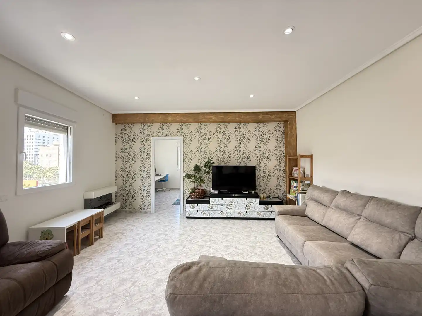 Flat for rent in Valencia - CL ASTURIAS, 39, Camí Fondo, Camins al Grau, Valencia Capital