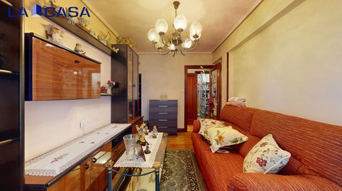 Foto 4 de Piso en venta en Calle Músico Usandizaga, Zorrotza, Bilbao