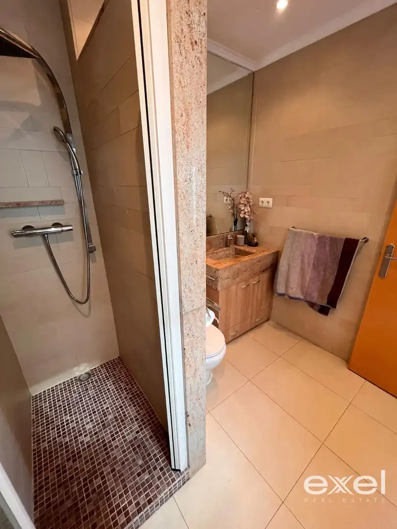 Penthouse with terrace for sale in Vinyets - Molí Vell, imagen 12