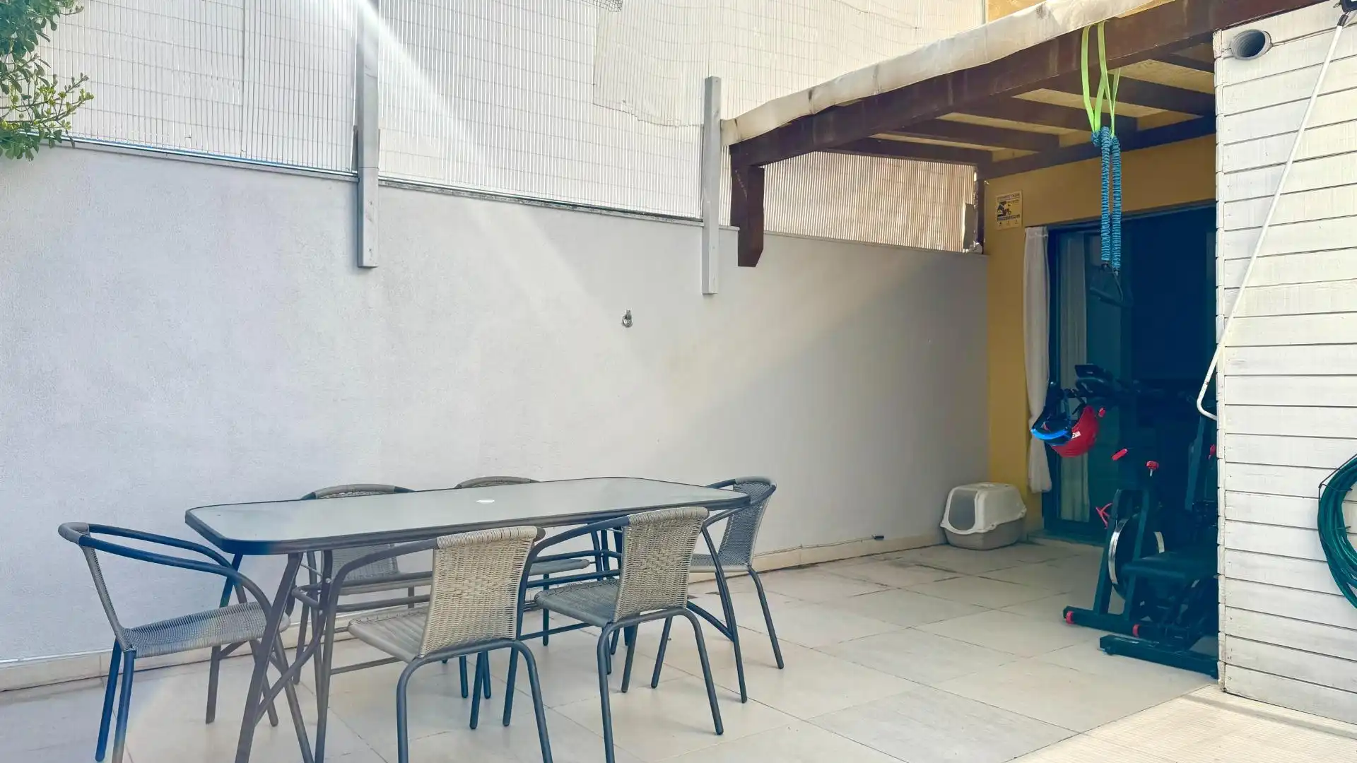 Terraza de Dúplex en venta en Salt con Aire acondicionado, Calefacción y Terraza