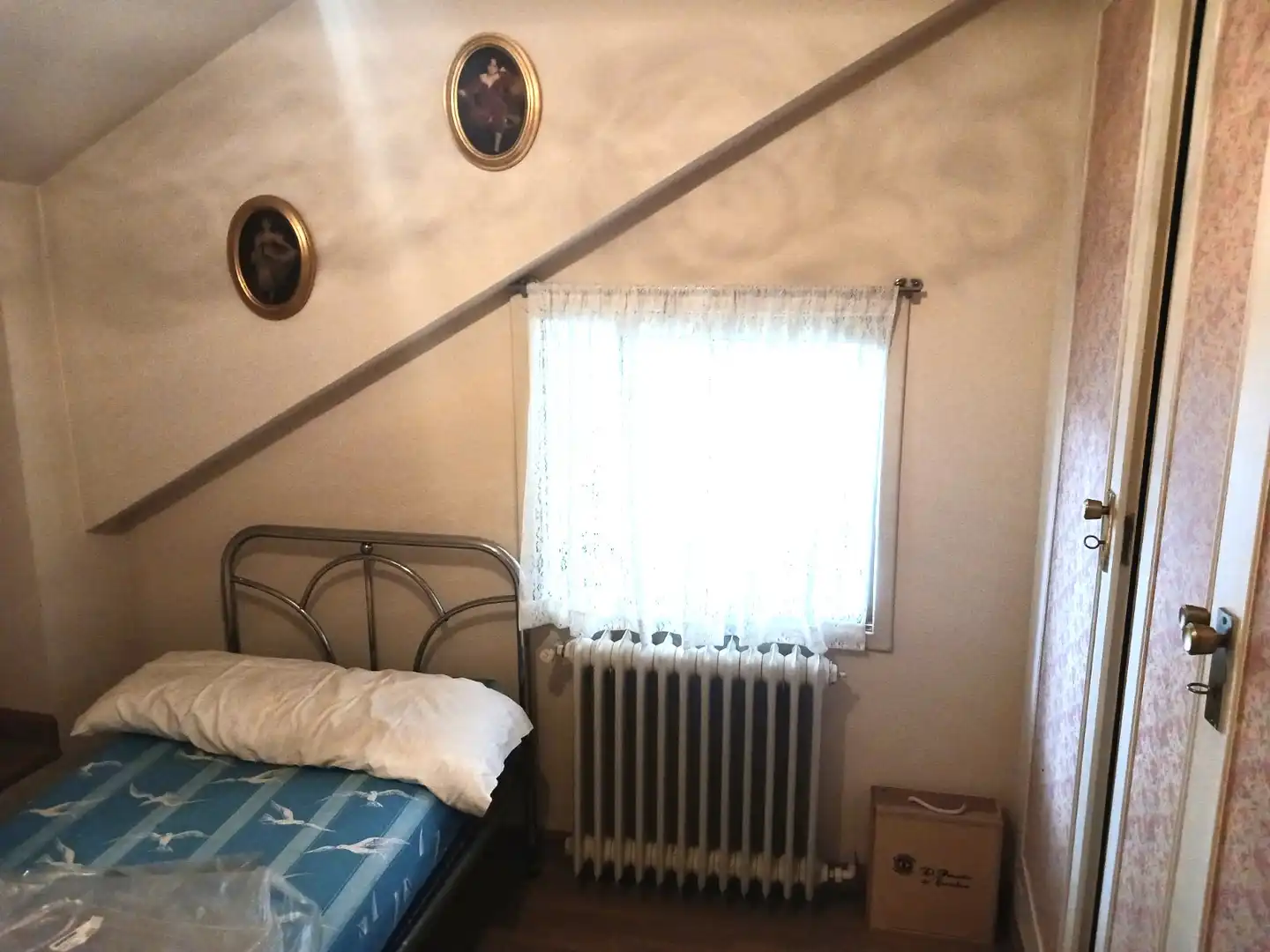 Bedroom of Attic for sale in Alpedrete  with Parquet flooring, Terrace and Community pool