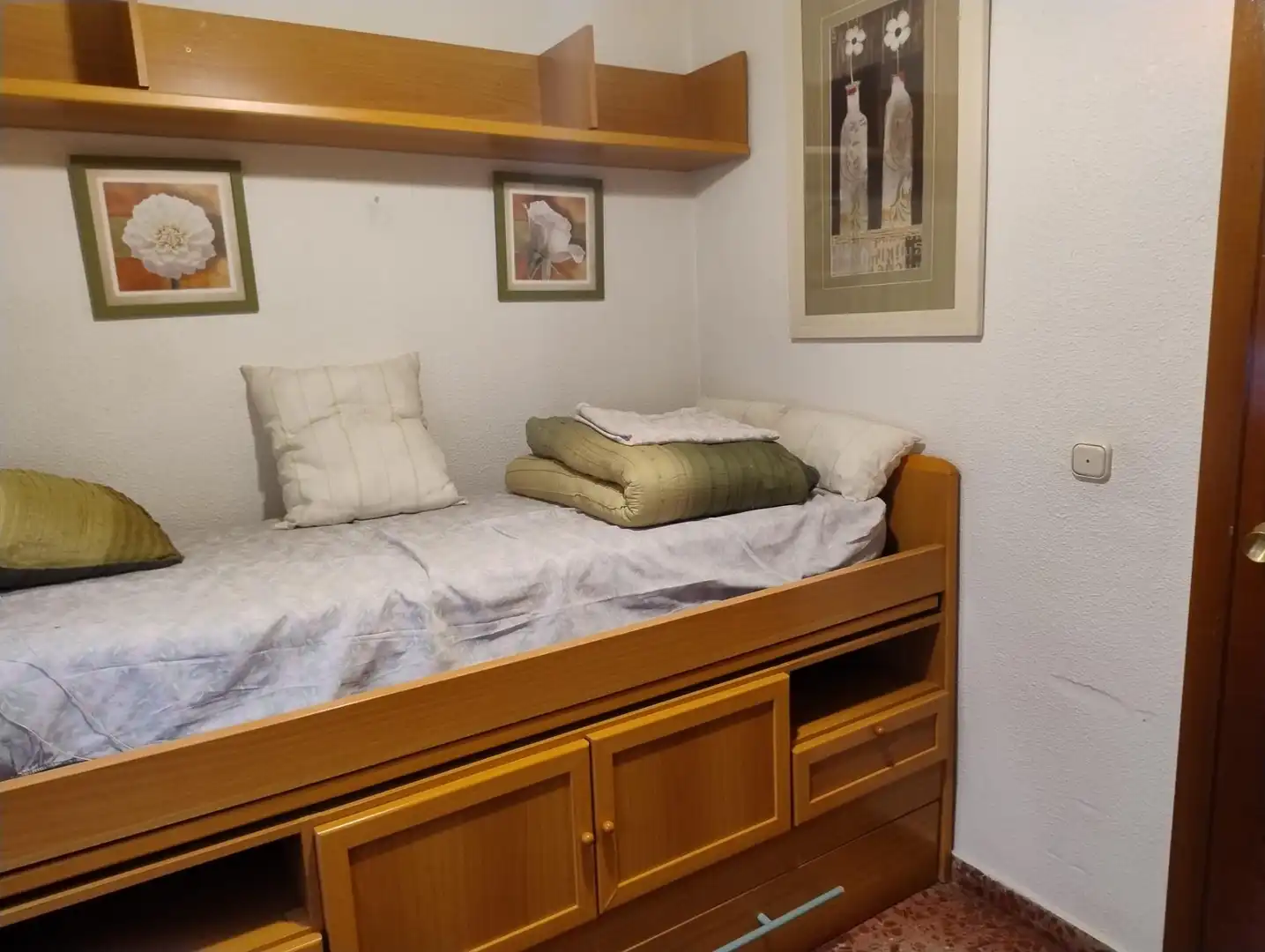 Bedroom of Flat for rent in Córdoba  with Air Conditioner, Terrace and Furnished