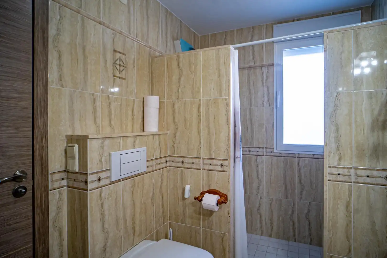 Bathroom of Houses for sale in L'Alfàs del Pi  with Air Conditioner, Heating and Private garden