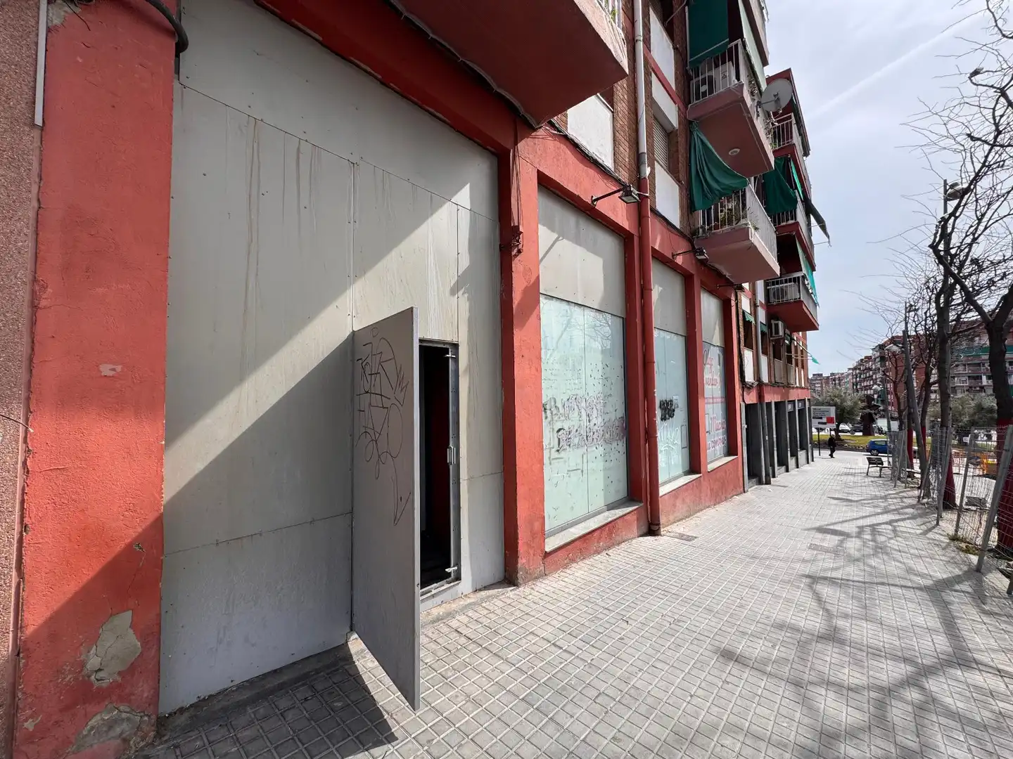 Exterior view of Commercial properties for sale in Badalona