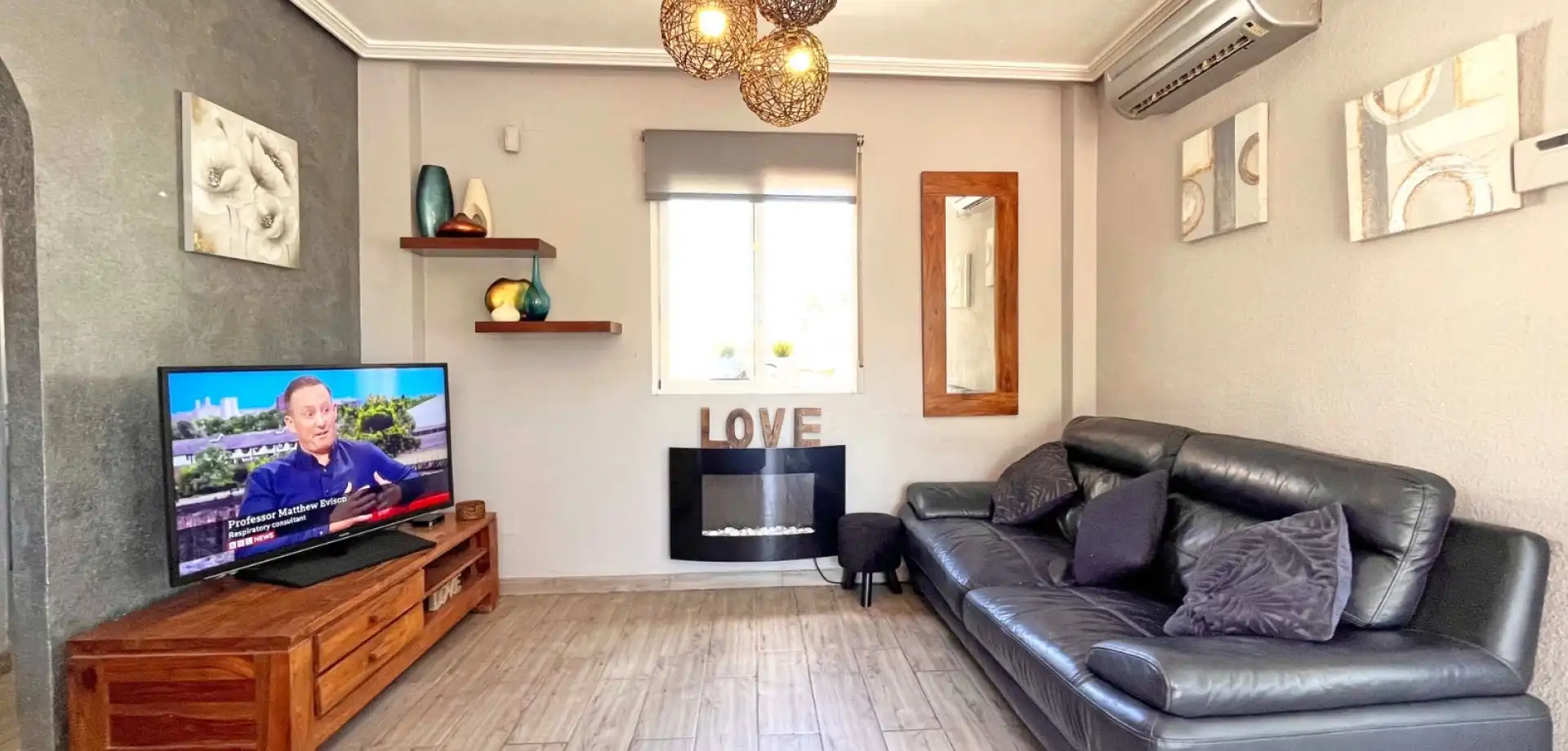 Sala d'estar de Casa o xalet en venda en Orihuela amb Piscina