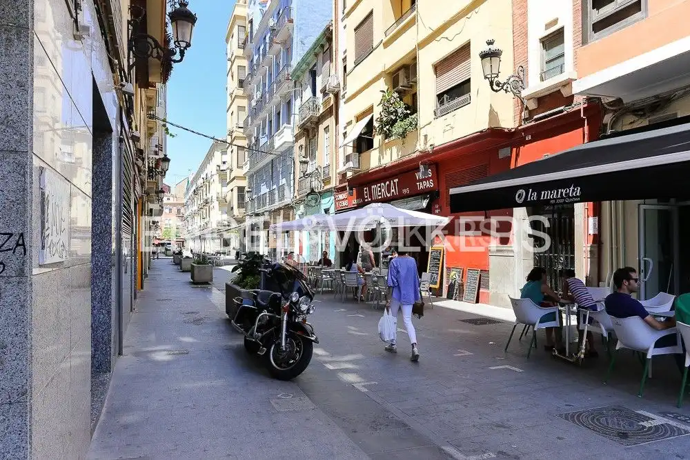 Exterior view of Flat for sale in Valencia  with Air Conditioner, Heating and Parquet flooring