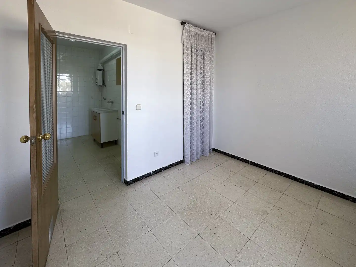Schlafzimmer von Wohnung zum Verkauf in Quintanar de la Orden mit Parkett, Terrasse und Möbliert