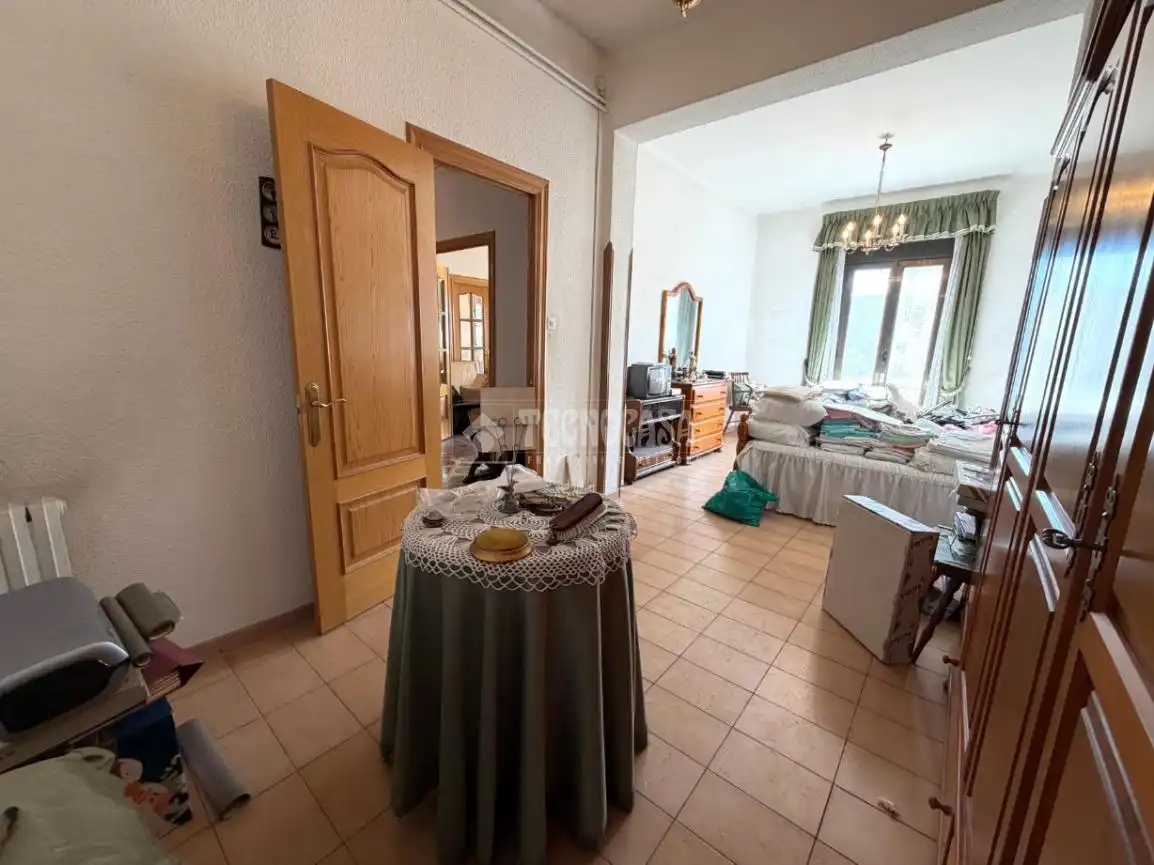 Living room of Flat for sale in Zaragoza  with Heating