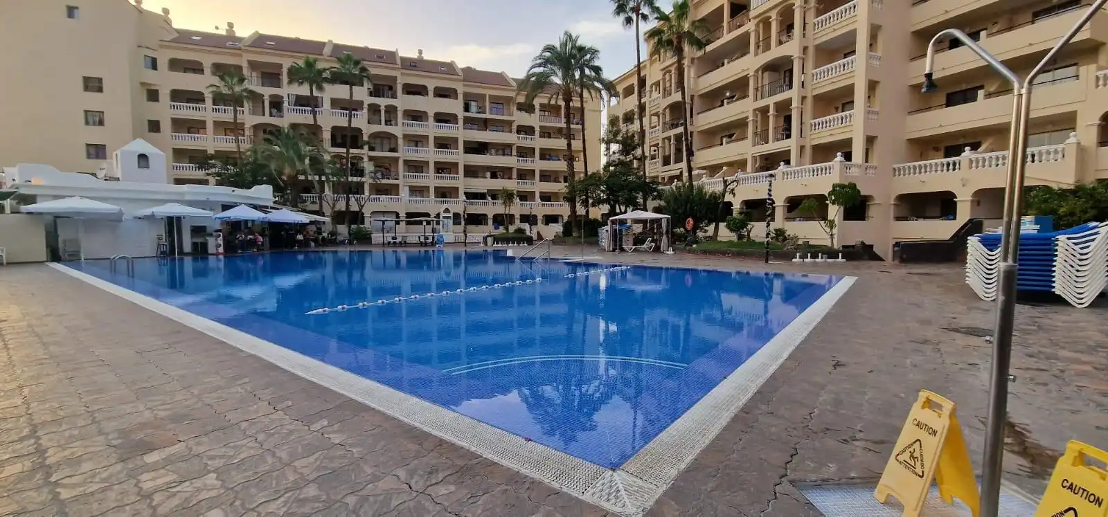 Piscina de Estudi de lloguer en Arona amb Jardí privat, Terrassa i Moblat