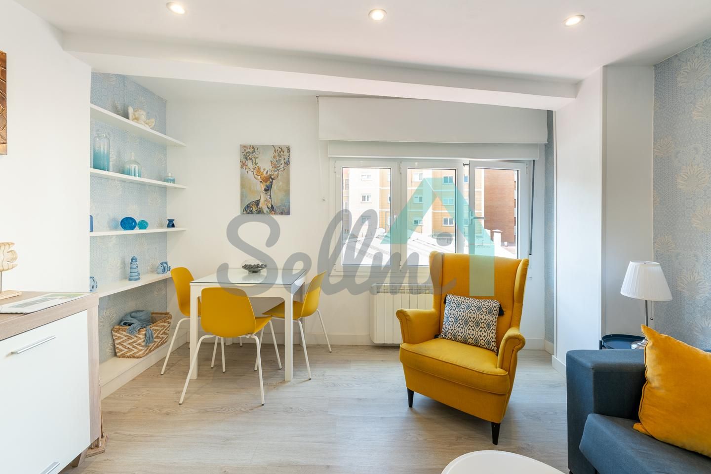 Sala de estar de Piso en venta en Gijón  con Calefacción y Amueblado