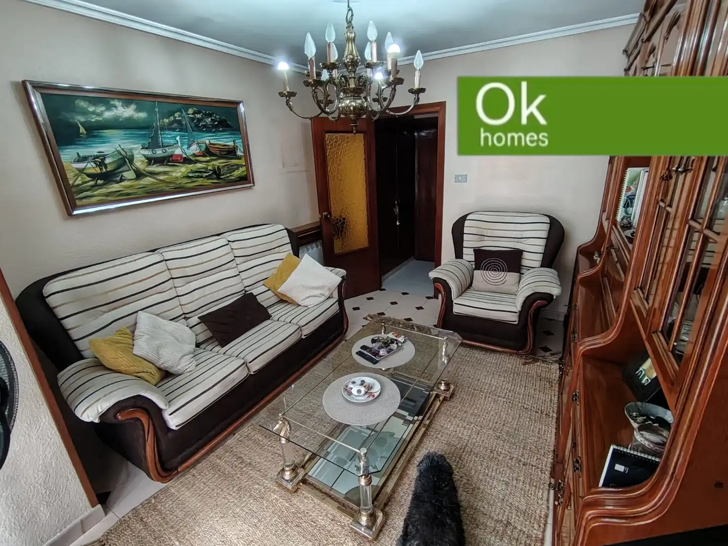 Sala d'estar de Casa adosada en venda en San Martín del Rey Aurelio amb Calefacció, Parquet i Terrassa