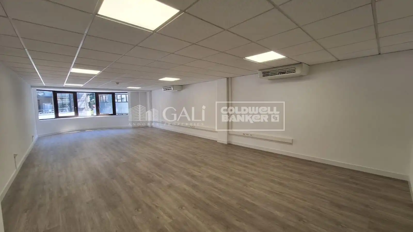 Büro mit Aufzug zur Miete in Carrer SANT SALVADOR 10, imagen 3