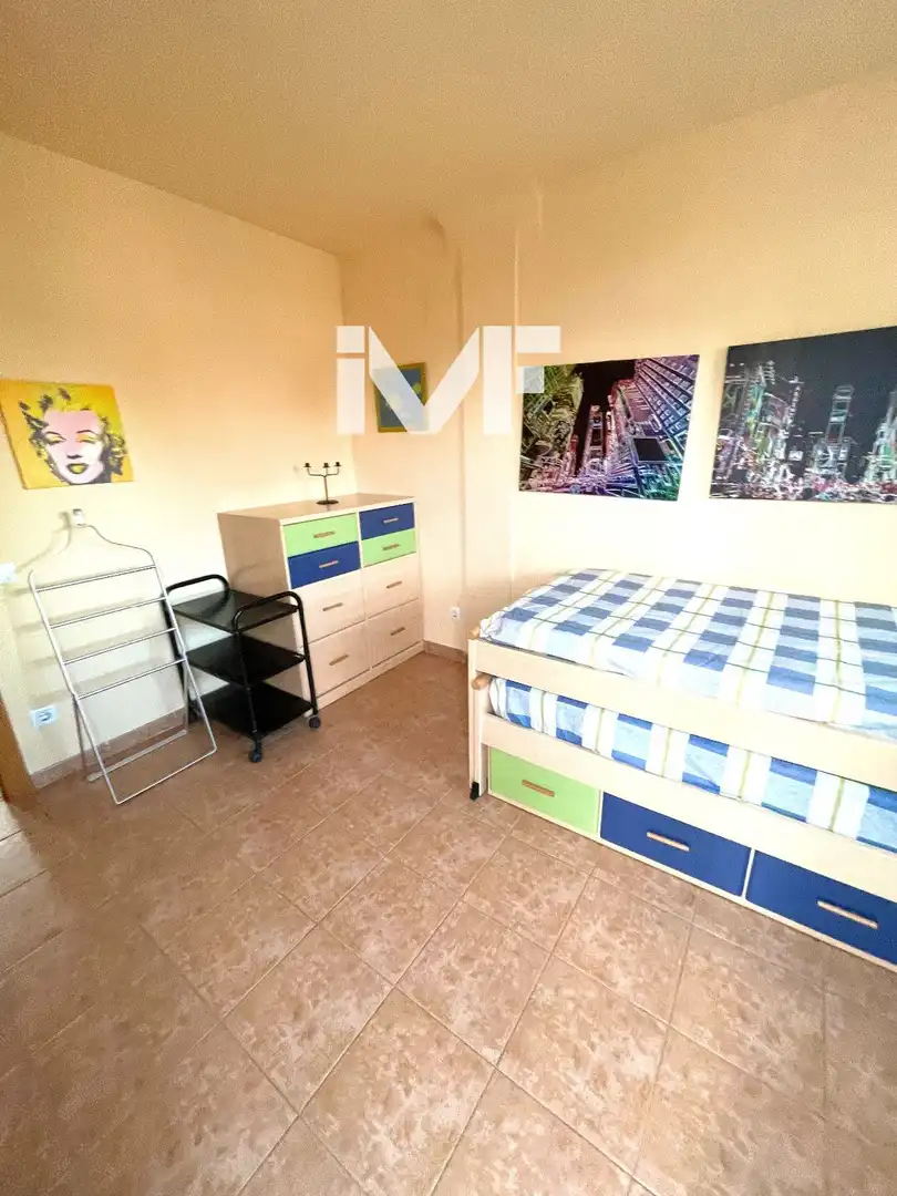 Schlafzimmer von Haus oder Chalet zum Verkauf in Mont-roig del Camp mit Klimaanlage und Schwimmbad
