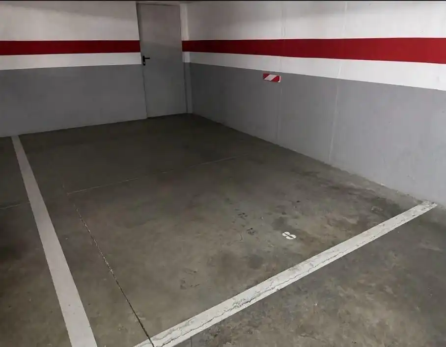 Parking de Piso en venta en La Puebla de Alfindén con Calefacción, Terraza y Trastero