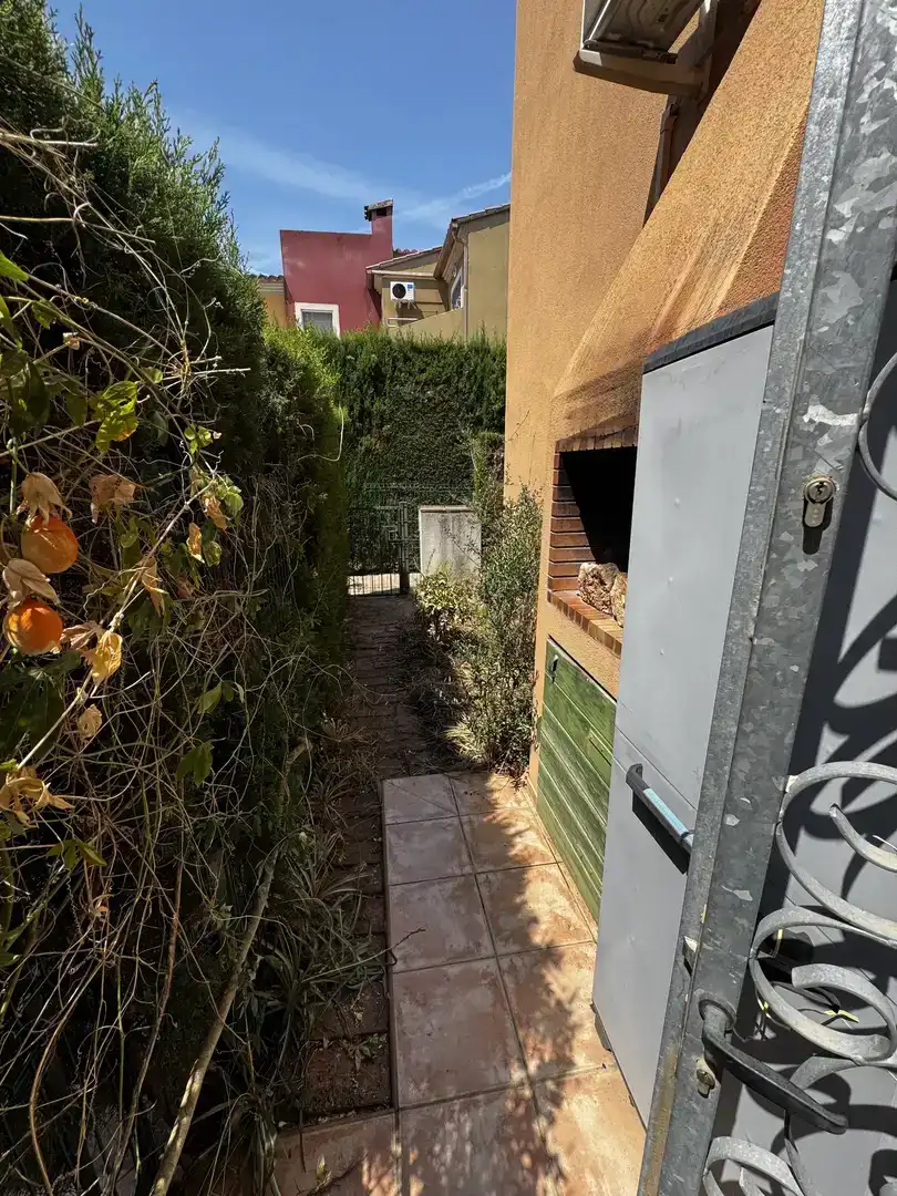 Jardí de Casa adosada en venda en Mont-roig del Camp amb Aire condicionat, Piscina i Balcó