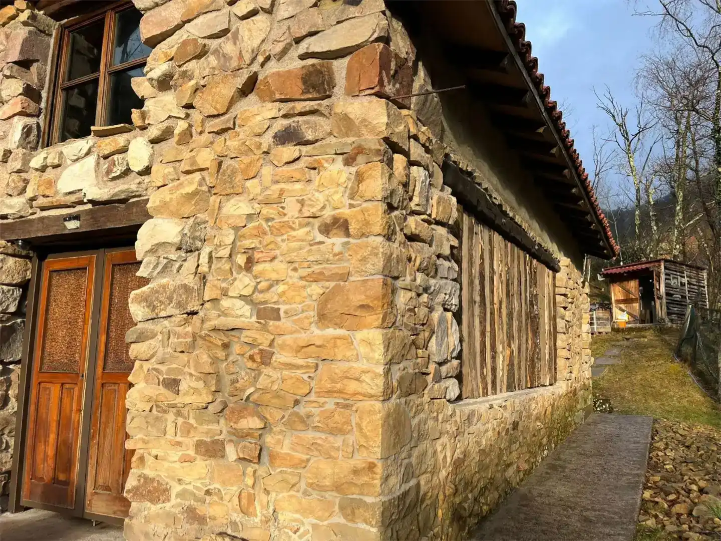 Vista exterior de Pis en venda en Piloña, Asturias