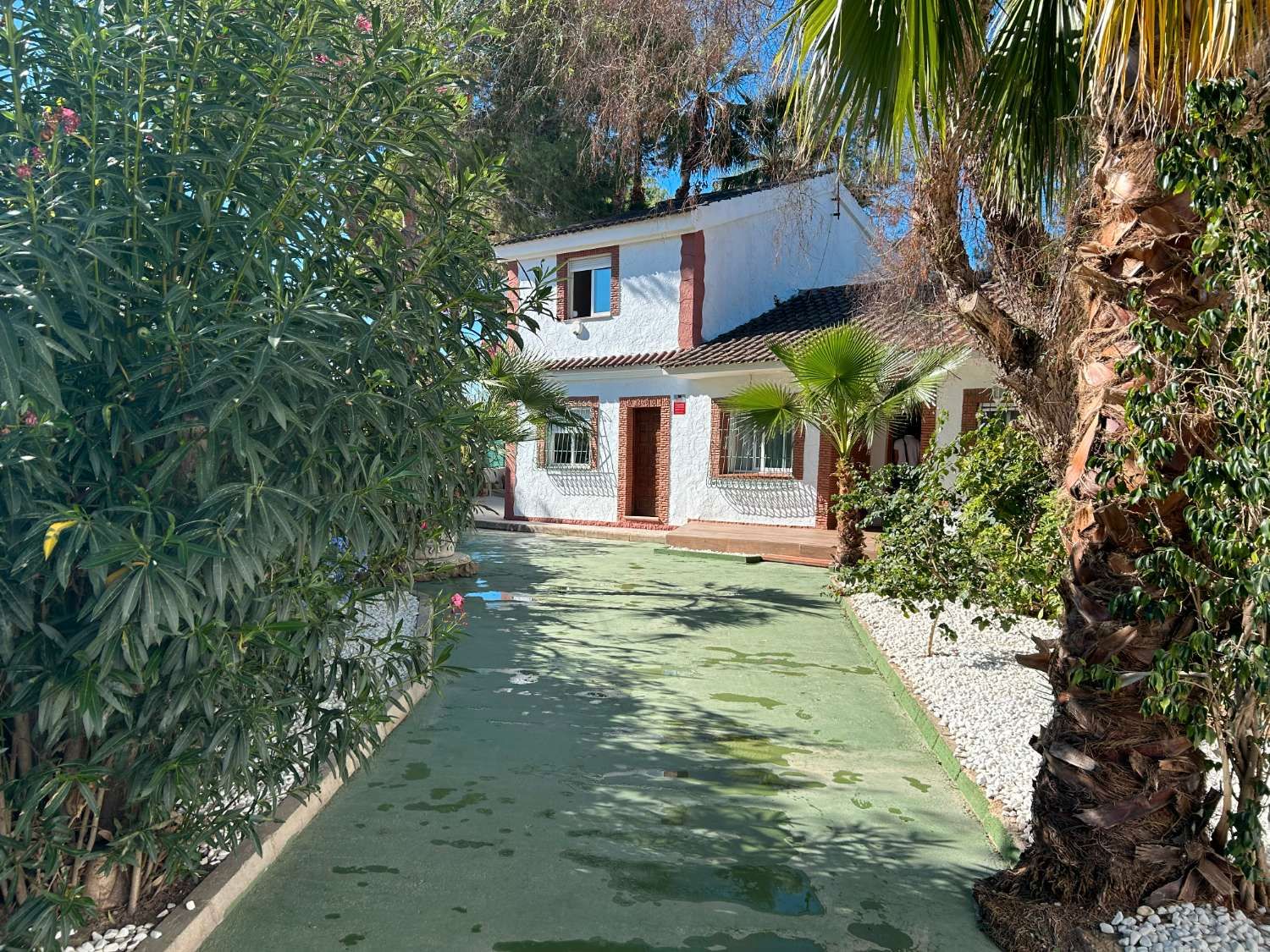 Vista exterior de Casa o xalet en venda en Orihuela amb Aire condicionat, Calefacció i Terrassa