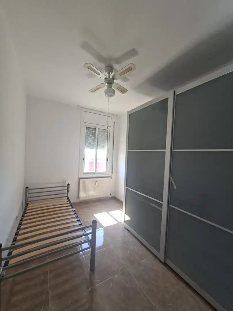 Piso en venta en SANTS CELI I RUSTIC, Eixample - Horta Capallera