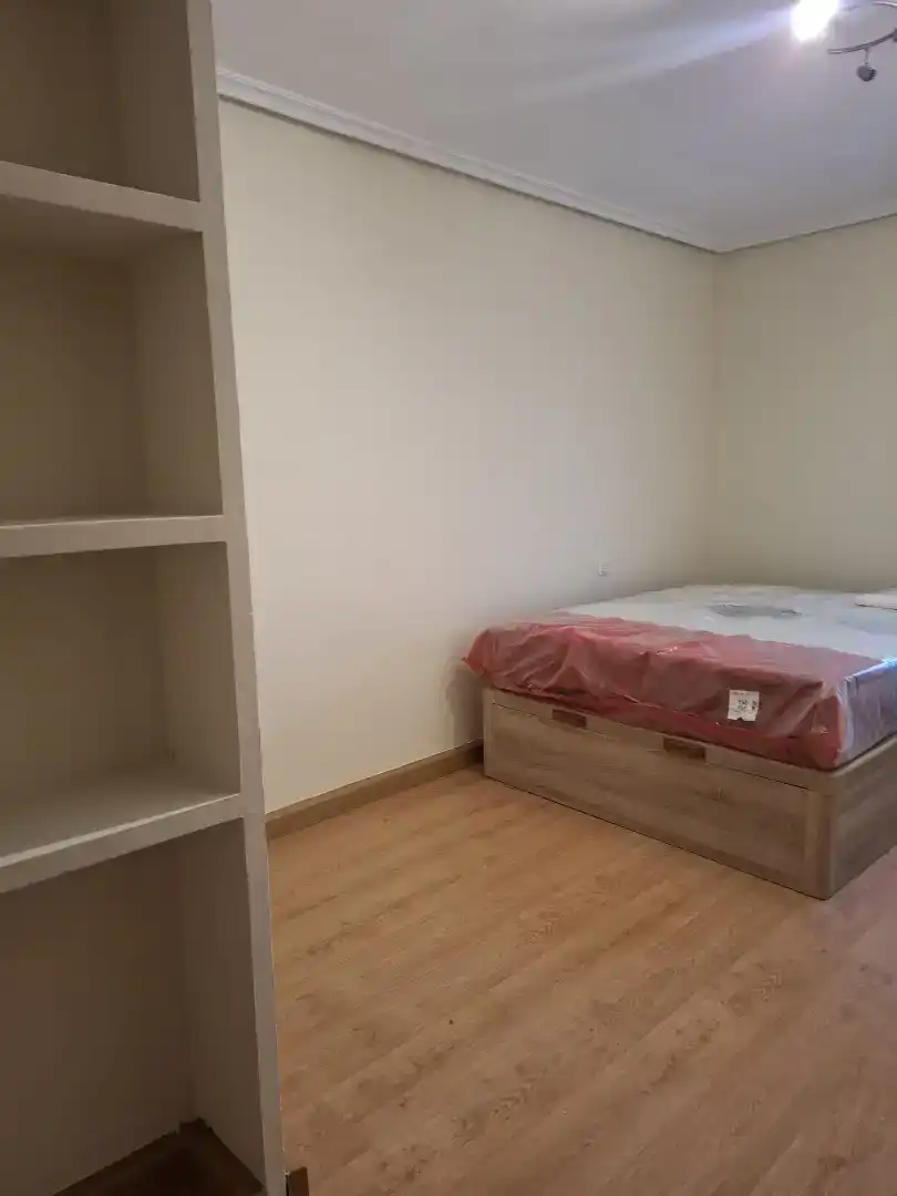 Schlafzimmer von Maisonette zur Miete in Cáceres Capital mit Klimaanlage