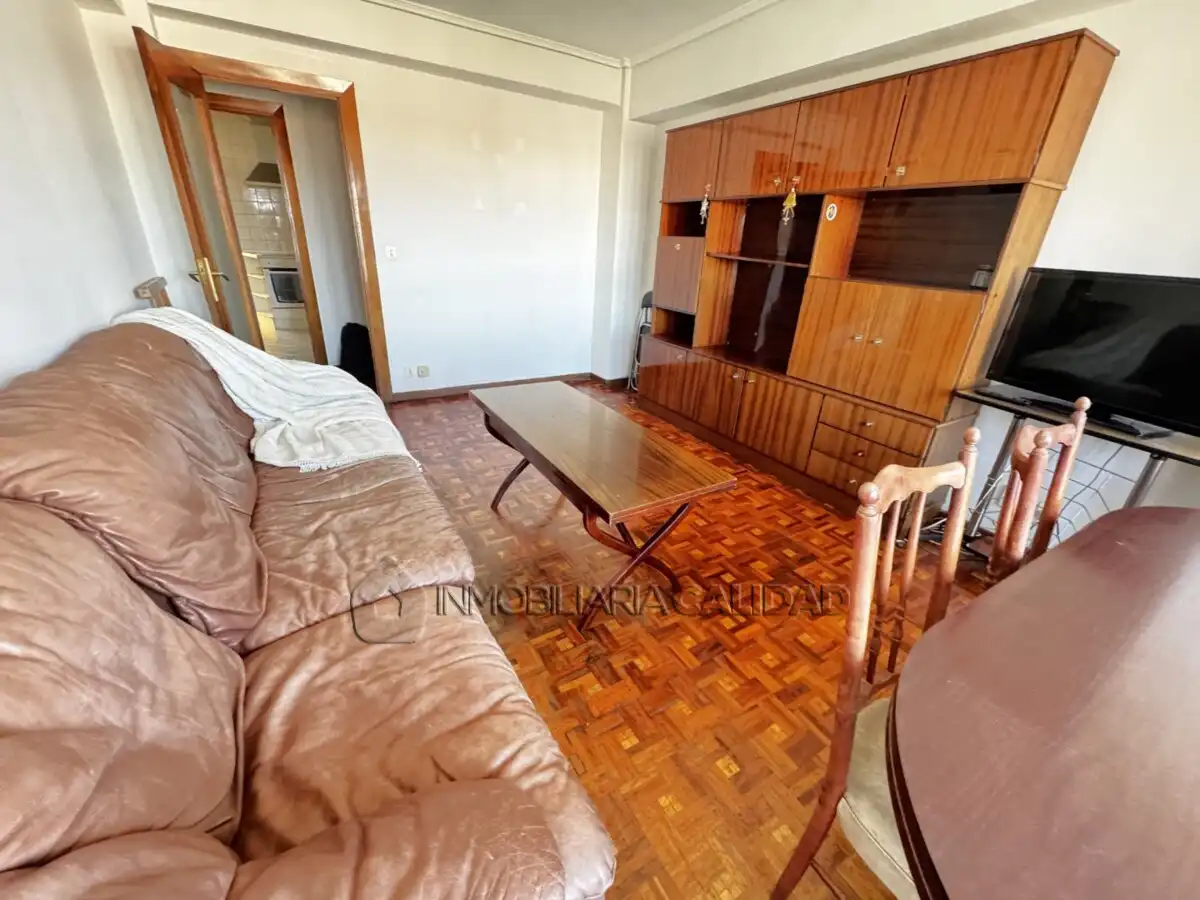 Living room of Flat for rent in Burgos  with Heating, Terrace and Furnished