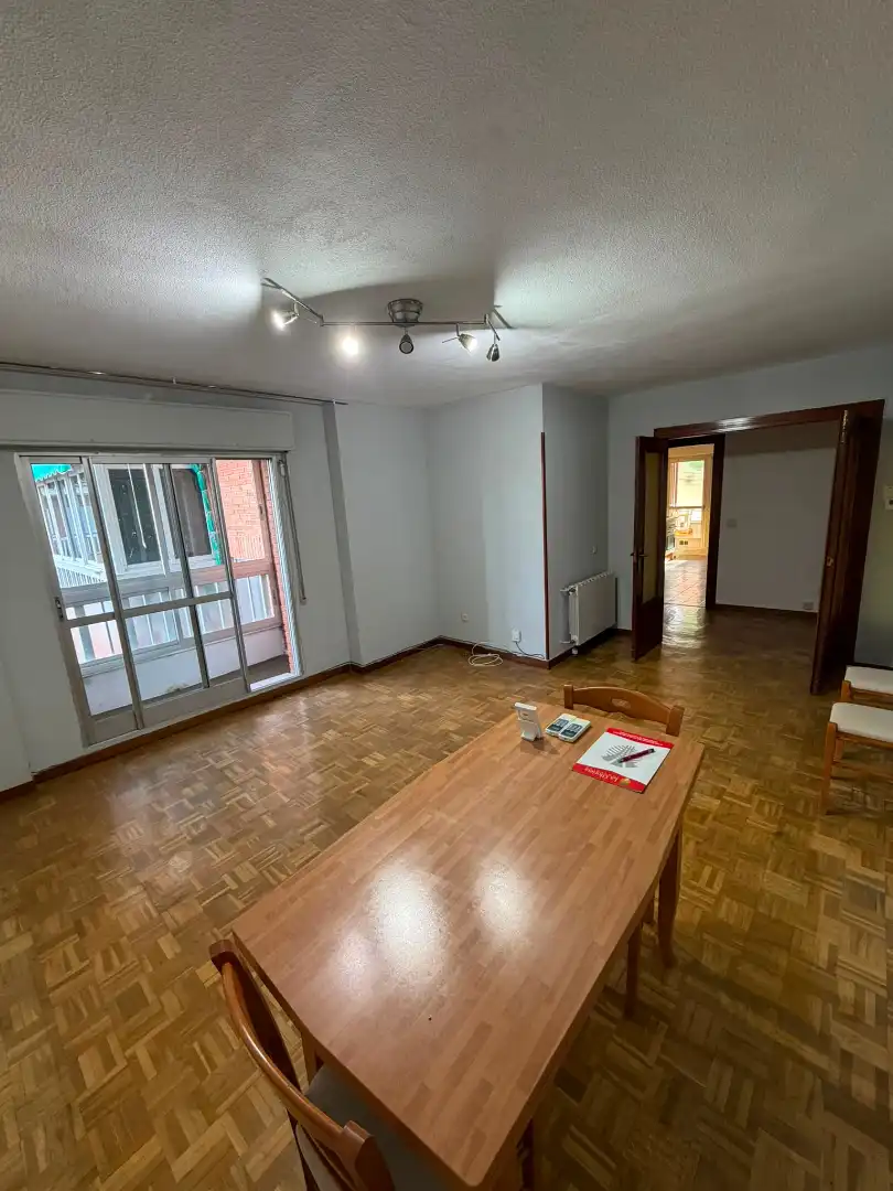 Wohnzimmer von Wohnung zum Verkauf in Aranjuez mit Klimaanlage, Heizung und Privatgarten
