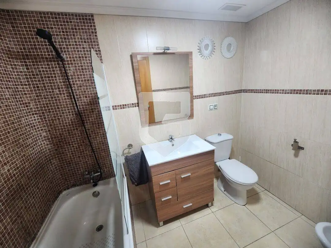 Badezimmer von Wohnung zum Verkauf in Almazora / Almassora mit Terrasse und Schwimmbad