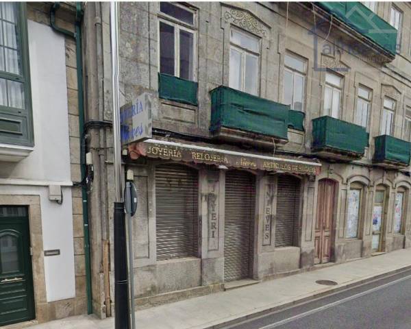 Local comercial en Venta en A Guarda