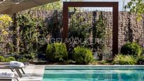 Swimming pool of House or chalet for sale in La Moraleja  with Air Conditioner, Heating and Private garden