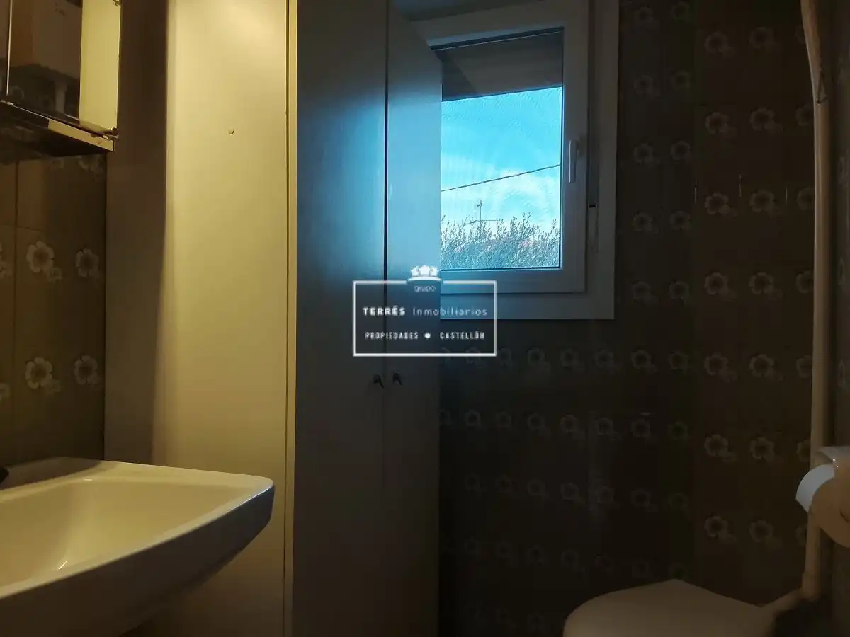 Dormitori de Casa o xalet en venda en Castellón de la Plana / Castelló de la Plana amb Calefacció, Terrassa i Moblat