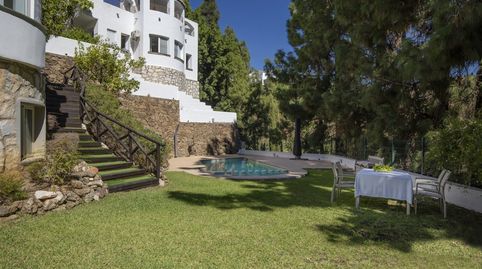 Foto 5 de Casa adosada en venta en 28 Calle Don José de Orbaneja, Calahonda, Mijas