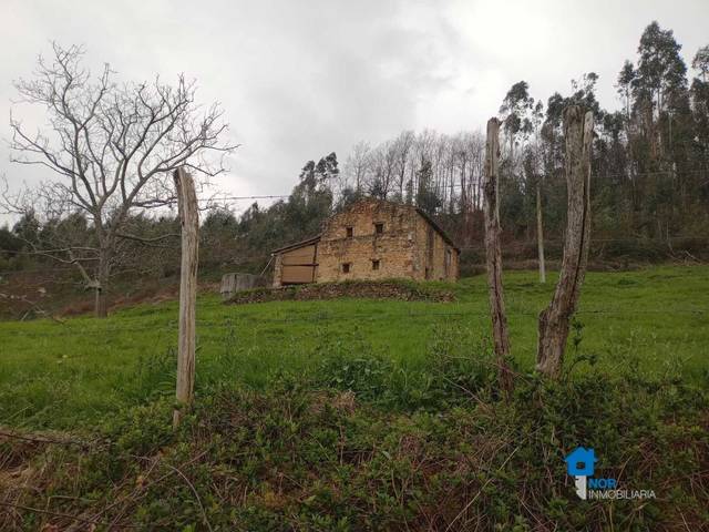 Casa-chalet en Venta en Rasines