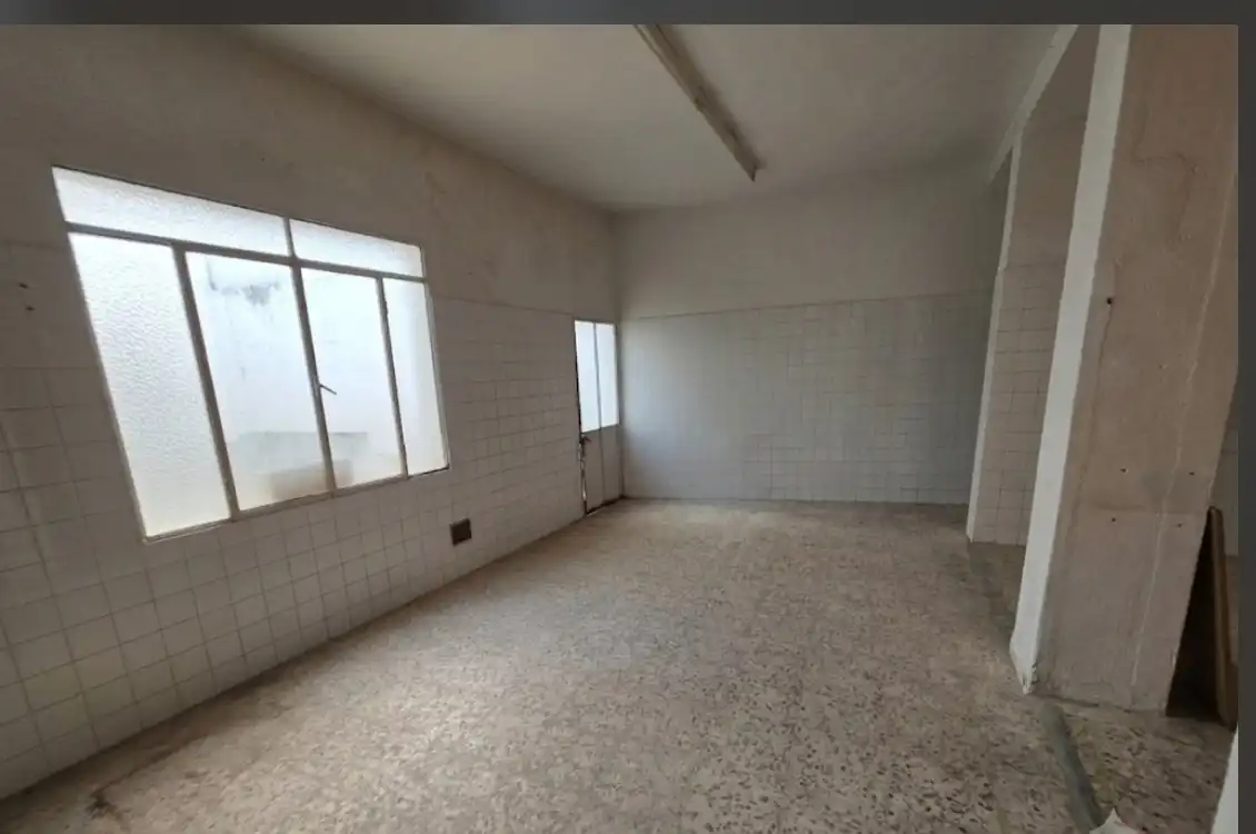 Gemischtgenutztes Gebäude zum Verkauf in Parque de la Constitución 5a, imagen 3