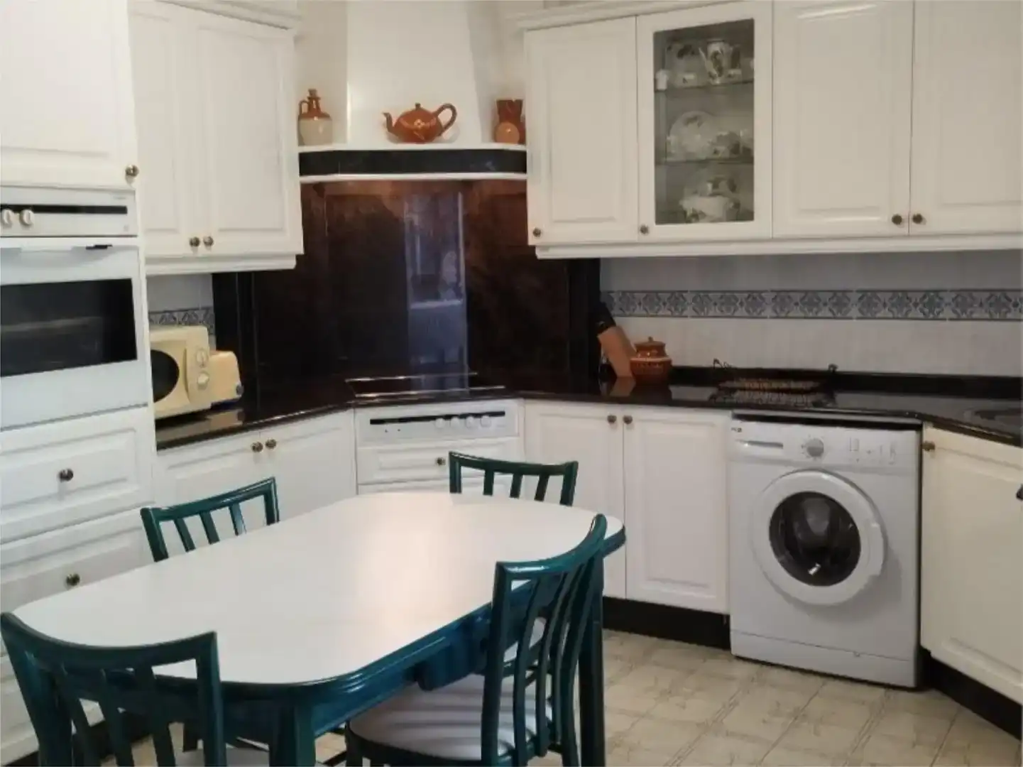 Küche von Wohnung zum Verkauf in Mugardos mit Balkon