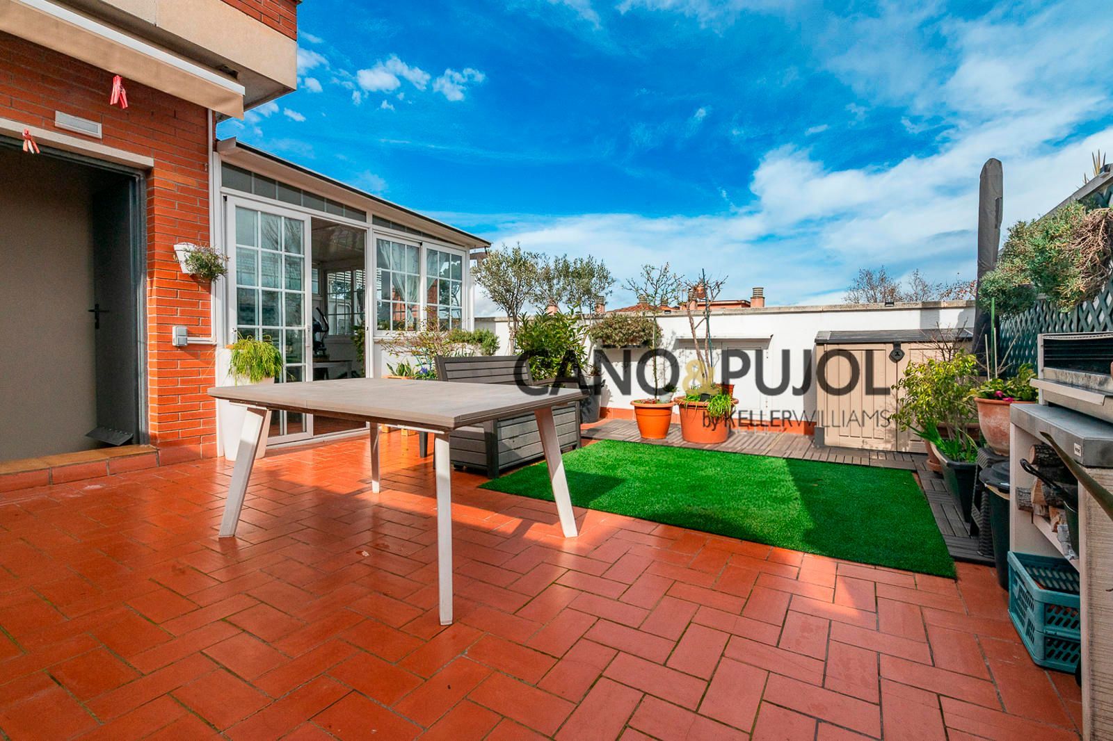 Terrassa de Pis en venda en Rubí amb Aire condicionat, Calefacció i Terrassa