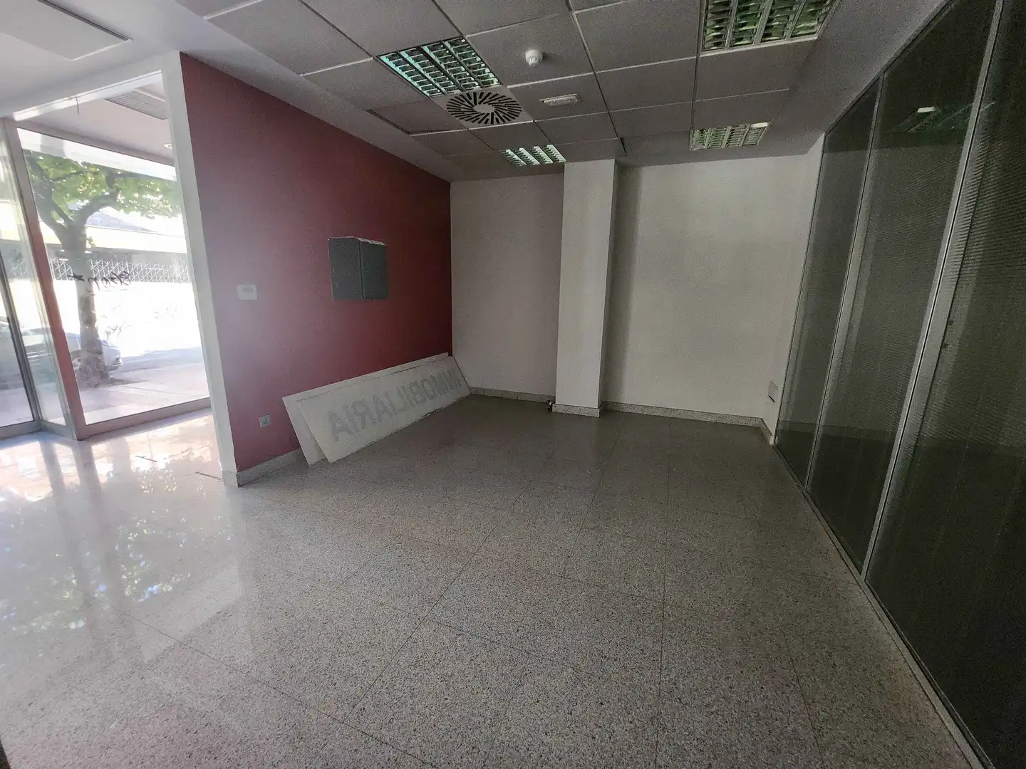 Commercial properties for sale in Collado Villalba  with Air Conditioner