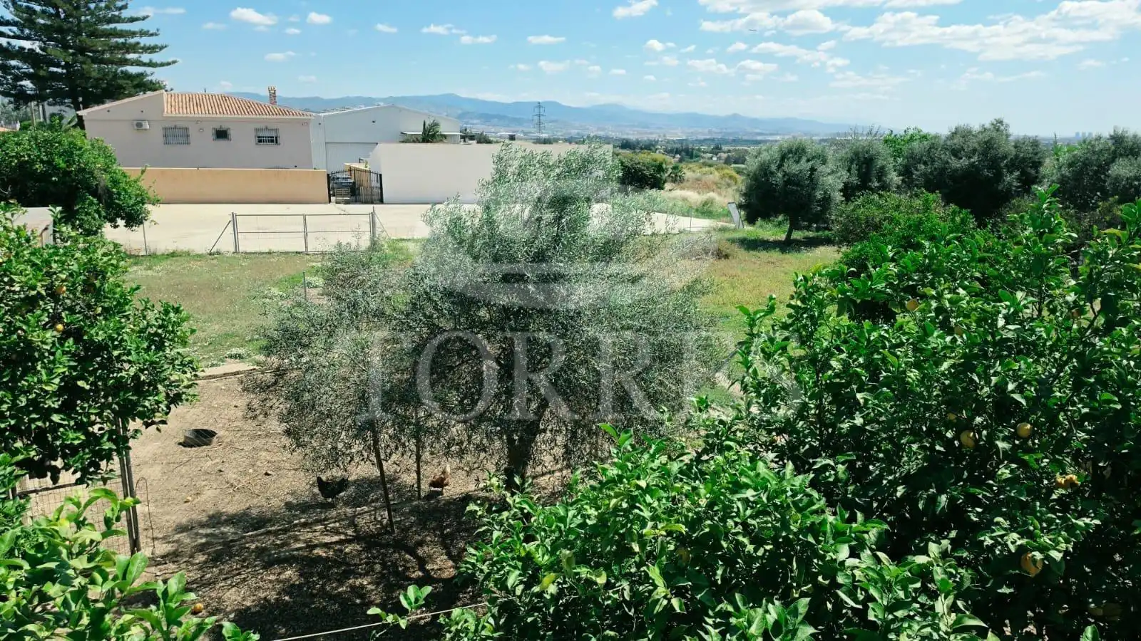Casa o xalet en venda en Alhaurín de la Torre amb Jardí privat, Traster i Balcó