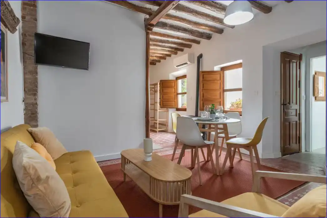 Sala d'estar de Pis en venda en Granada amb Aire condicionat, Calefacció i Moblat