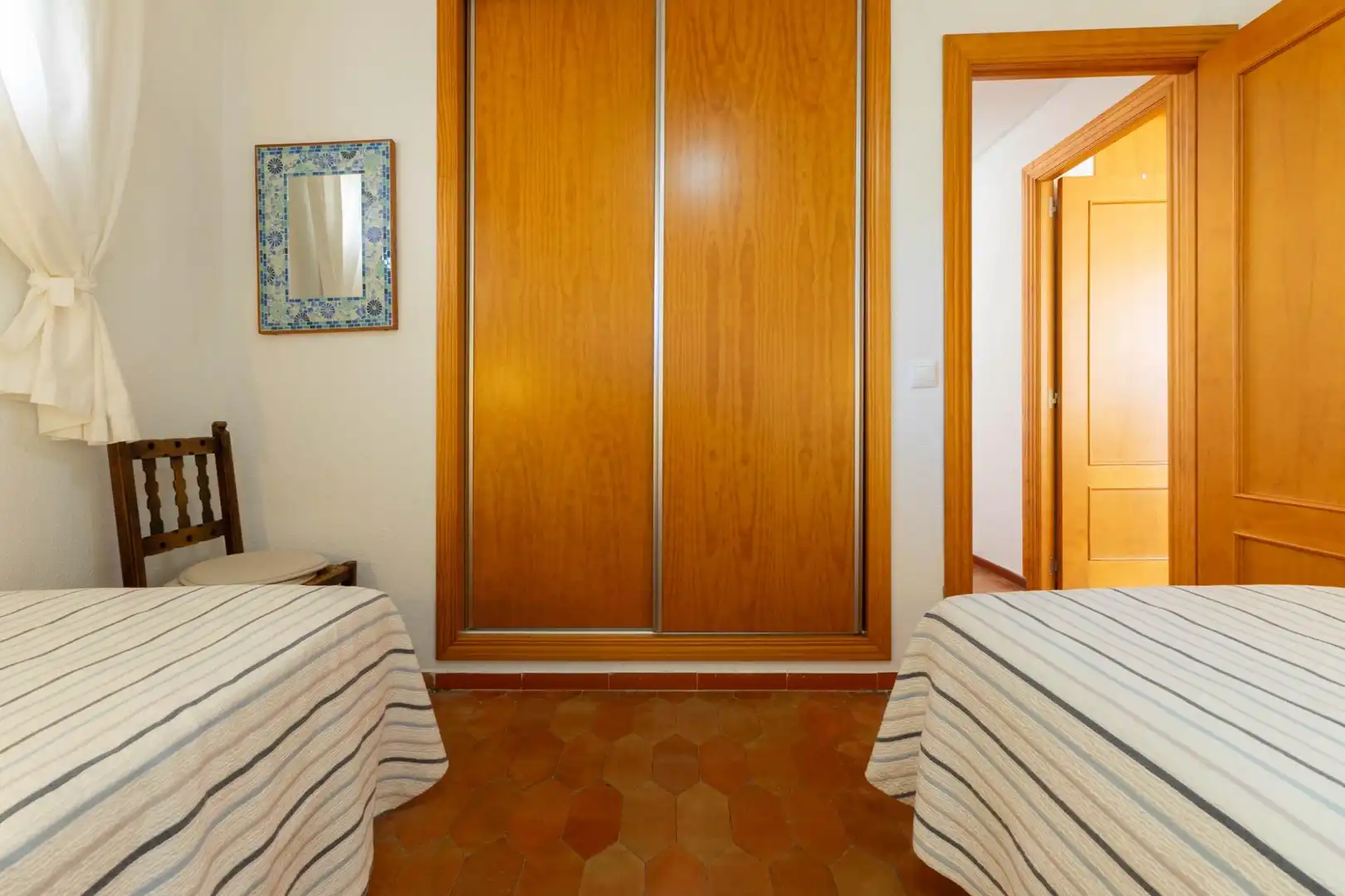 Habitación de Apartamento en venta en Fuengirola con Aire acondicionado, Terraza y Amueblado