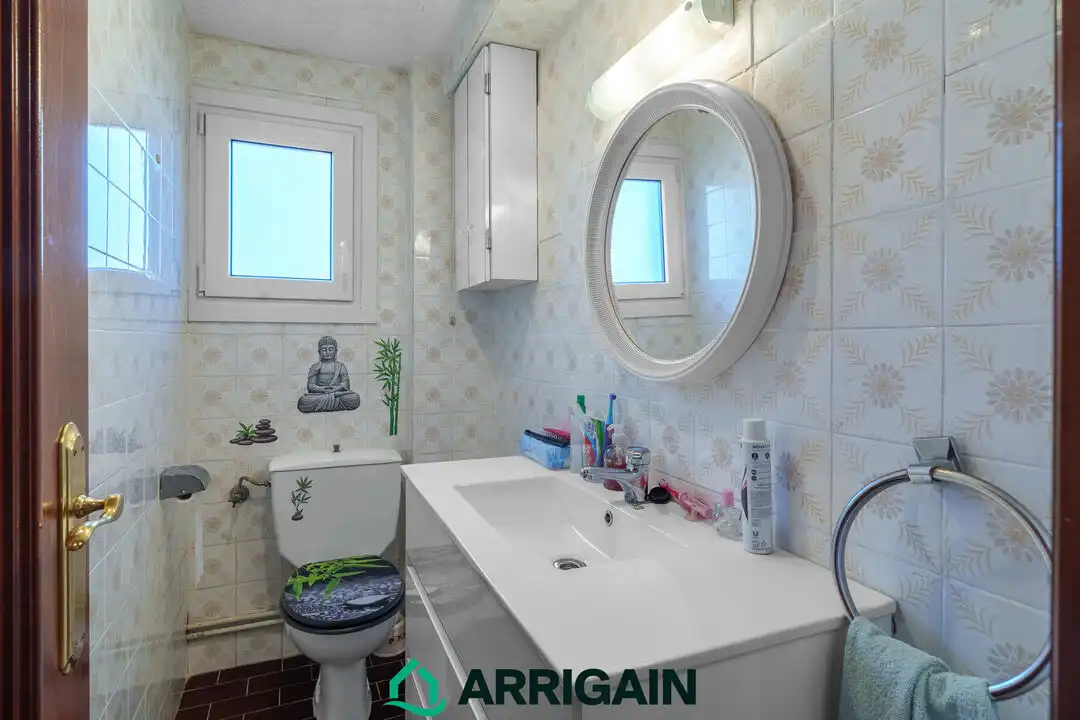 Badezimmer von Wohnung zum Verkauf in Donostia - San Sebastián  mit Heizung, Terrasse und Abstellraum
